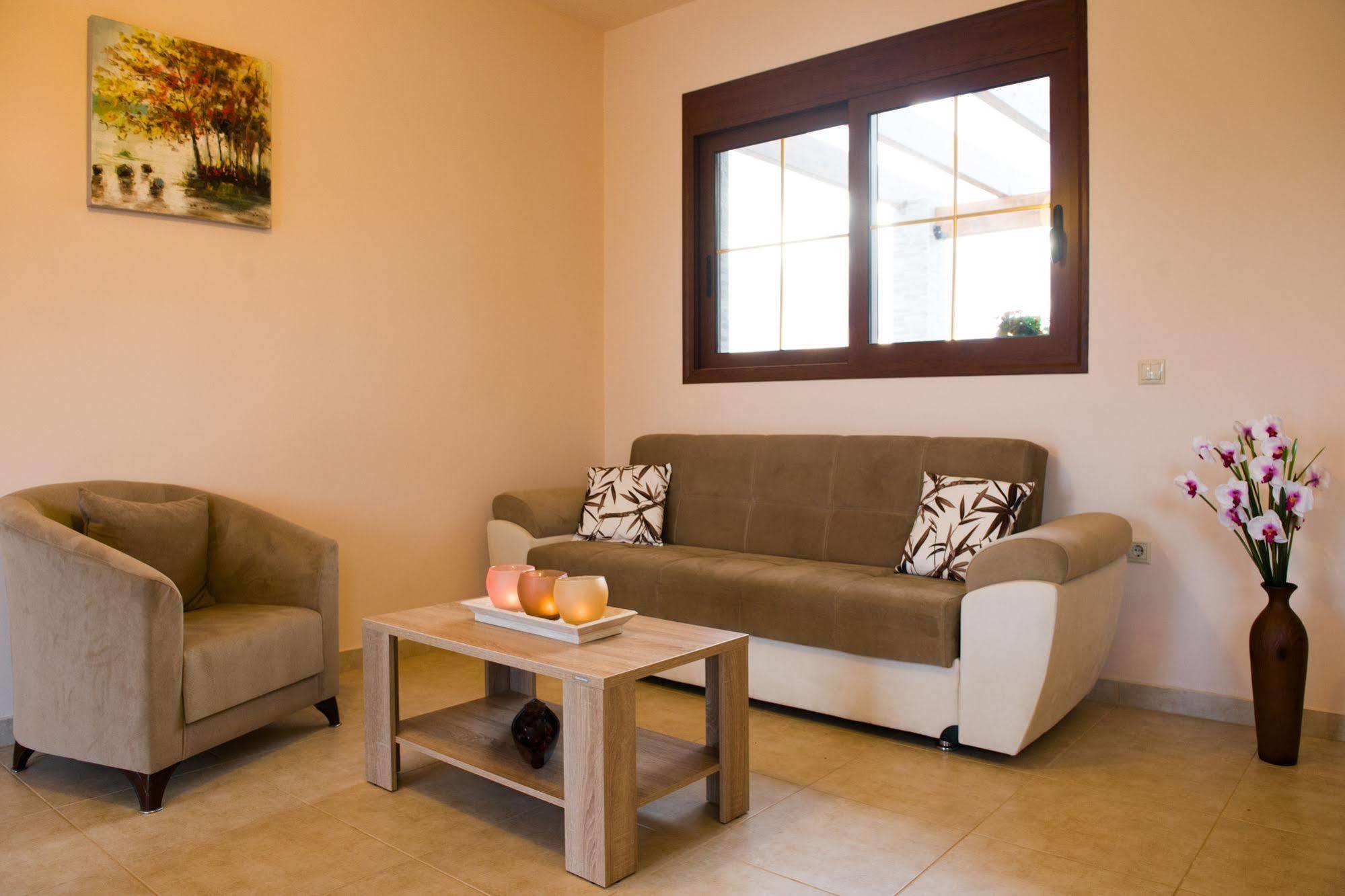 Petra Villas Gennadi Ngoại thất bức ảnh